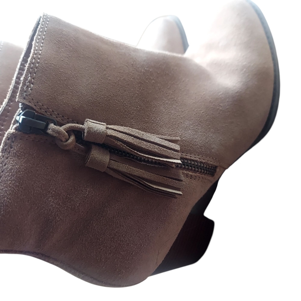 Vionic‎ Tan Ankle Booties with Suede Finish 8 - Picture 8 of 13